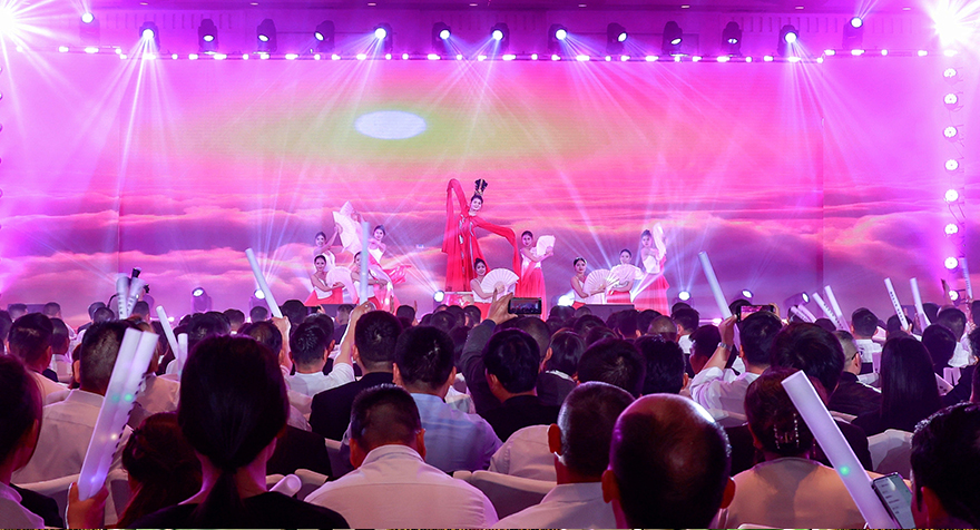 晚会_07.jpg