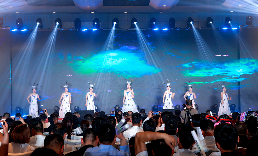 晚会_09.jpg
