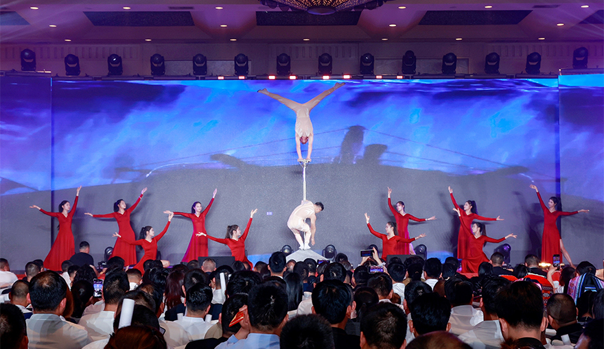 晚会_10.jpg